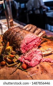 Wagyu Beef Roast Prime Rib, Carving Food