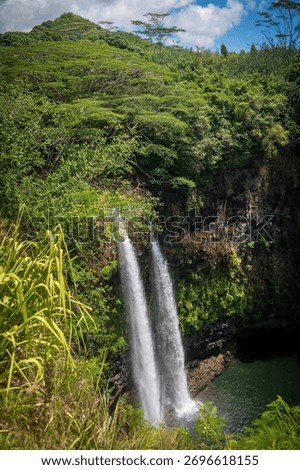 Wailua Falls are dramatic, easily accessible waterfalls north of Līhuʻe, at the south end of the Wailua River, dropping 80-200 feet.Wailua Falls, just north of Līhuʻe, is a step off the beaten path.