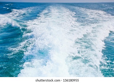 Wake Caused By Cruise Ship.