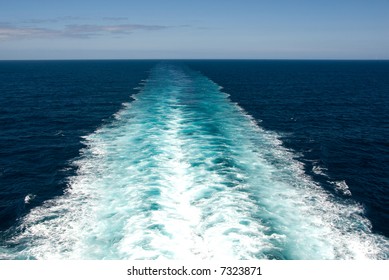 Wake Caused By Cruise Ship.