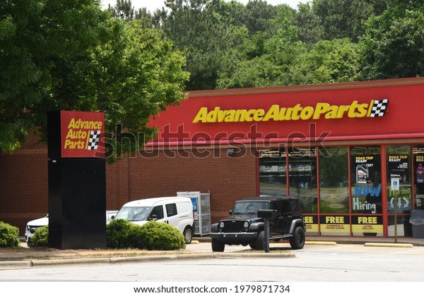 Wake Forest, NC- United\
States- 05-24-2021: The exterior of an Advance Auto Parts retail\
location. 