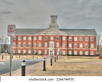 Wake Forest, North Carolina, USA – November 21, 2012: Historical Buildings And Gardens At The Southeastern Baptist Theological Seminary In Wake Forest, North Carolina.