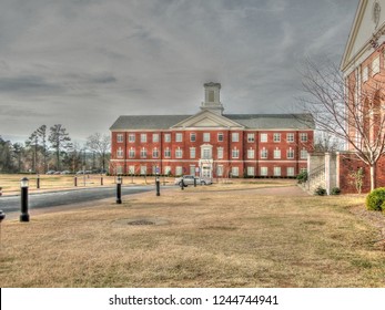 Wake Forest, North Carolina, USA – November 21, 2012: Historical Buildings And Gardens At The Southeastern Baptist Theological Seminary In Wake Forest, North Carolina.