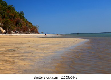 Walk At The Western Beach During Low Tide At The Fraser Island, Australia