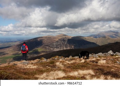 Walking Around Llynnau Cwm Silyn And Craig Cwn Silyn Snowdonia North Wales