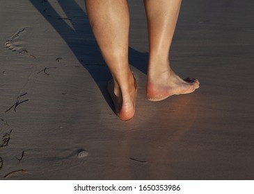 歩行者 足 の画像 写真素材 ベクター画像 Shutterstock