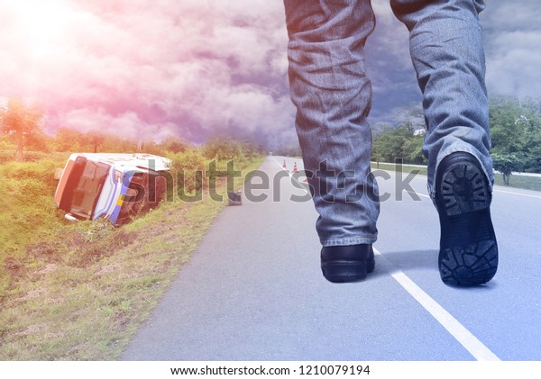 Walking on street on bus car accident, from\
bus Car crash must Urgent help all\
people