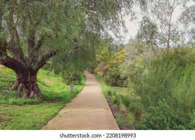 Walking Path Along The Werribee River