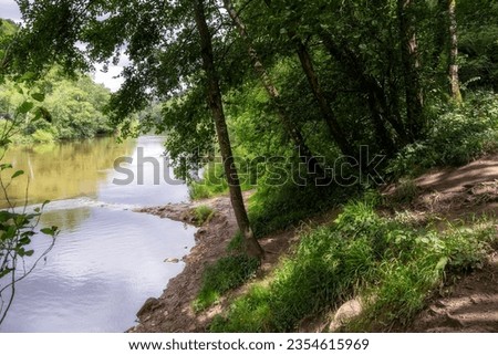 Walking in the Wye valley, view of the river Wye in summer, Herefordshire, West Midlands, England