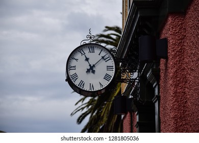 WALL CLOCK -