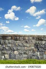 Wall in front of blue sky 
