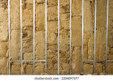 Wall With Metal Studs And Insulation Material