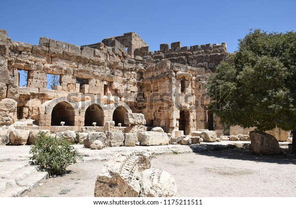 Wall Opposite Temples Zeus Bacchus Baalbek 스톡 사진 1175211511 Shutterstock