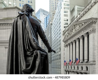 
Wall Street With New York Stock Exchange In Manhattan Finance District And Washington Statue In The Foreground