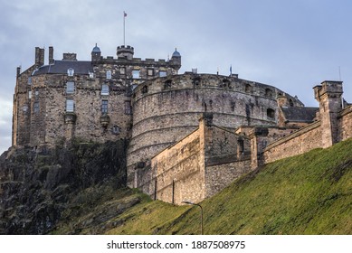 Walls of castle, main landmark in the Old Town of Edinburgh city, Scotland, UK
