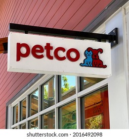 Walnut Creek, CA, USA - July 23, 2021: Sign Above Entrance To Petco Store