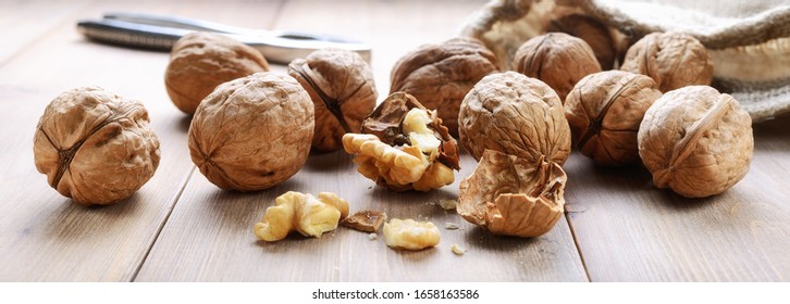 nutcracker for nuts
