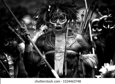 Wamena Papuaindonesia Portrait Local Tribes August Stock Photo ...