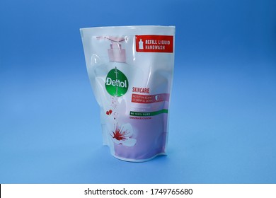 Refill Packaging Images Stock Photos Vectors Shutterstock