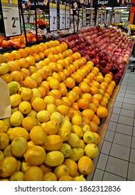 Wangsa Maju,Kuala  Lumpur,Mayalsia - 16 November 2020 : sale of lemon fruits at AEON supermarket