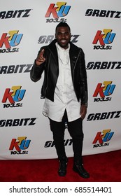 WANTAGH, NY-MAY 31: Singer Jason DeRulo Performs Onstage At 103.5 KTU's KTUphoria 2015 At Nikon At Jones Beach Theater On May 31, 2015 In Wantagh, NY.