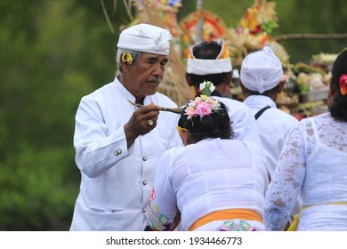 8,594 Nyepi Stock Photos, Images & Photography | Shutterstock