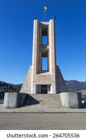 War memorial como