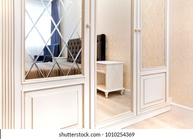 1,086 Bevel mirror Images, Stock Photos & Vectors | Shutterstock