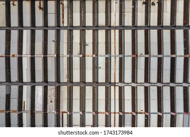 393 Commercial outside warehouse roofs Images, Stock Photos & Vectors ...