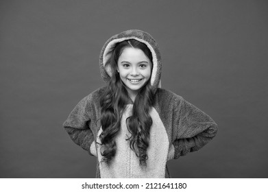 Warm And Cozy. Happy Child Feel Cozy In Pajamas. Small Girl In Cozy Wear. Home Clothing For Comfort. Leisure Or Slumber Wear. Bedtime. Bed Time. Relax And Stay Cozy