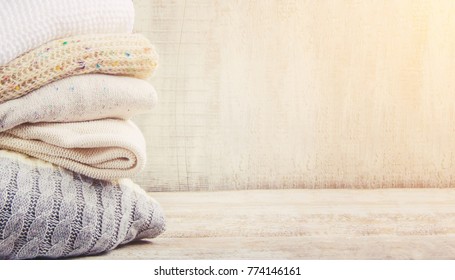 797,630 Winter clothes background Images, Stock Photos & Vectors ...