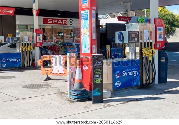 Warminster, Wiltshire, UK - 29 September 2021: An ESSO\
Petrol Station in East Street, Warminster, England, with no petrol\
due to a nationwide petrol tanker driver shortage                  \
       