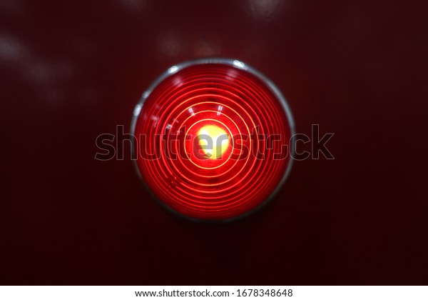 Warning light for\
electrical control\
cabinet.
