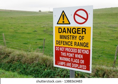 47 Do not proceed sign Images, Stock Photos & Vectors | Shutterstock