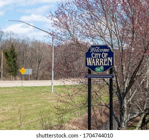 Warren, Pennsylvania, USA 4/11/20 A City of Warren sign along state route 6 on a boundary of the city. Warren is the county seat of Warren County in northwest Pennsylvania
