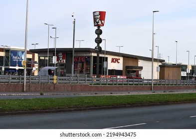 Warrington, Cheshire UK - August 28 2022: KFC At Junction Nine Retail Park, Hawleys Lane. Winwick Road.