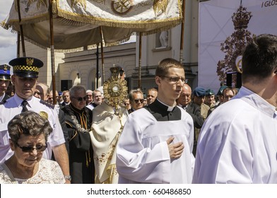 Warsaw, JUNE 15, 2017. Procession of the Corpus Cristi Day. 