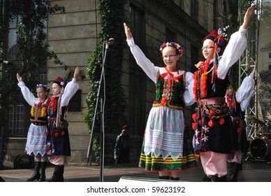 Krakowiak Bilder Stockfotos Und Vektorgrafiken Shutterstock