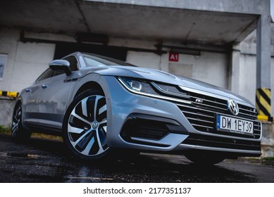 Warsaw Poland 07112022 2019 Vw Arteon Stock Photo 2177351137 | Shutterstock