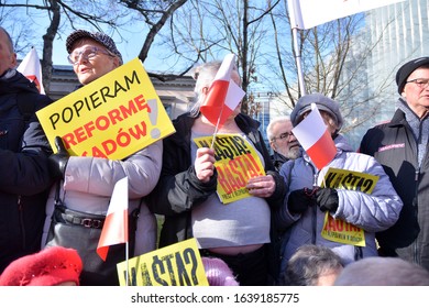 Warsaw, Poland. 8 January 2020. A Pro-government Demonstration In Support Of Judicial Reform. Demonstration Organized By The Circles Of 