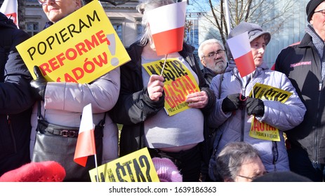 Warsaw, Poland. 8 January 2020. A Pro-government Demonstration In Support Of Judicial Reform. Demonstration Organized By The Circles Of 