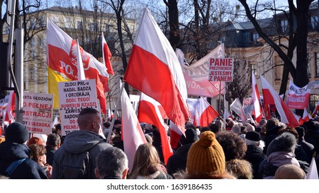 Warsaw, Poland. 8 January 2020. A Pro-government Demonstration In Support Of Judicial Reform. Demonstration Organized By The Circles Of 