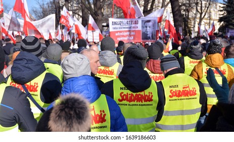 Warsaw, Poland. 8 January 2020. A Pro-government Demonstration In Support Of Judicial Reform. Demonstration Organized By The Circles Of 