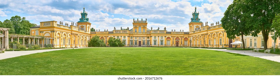 WARSAW, POLAND - JUNE 03, 2021: Palace In Wilanow, The Baroque Residence Of King Of Poland Jan III Sobieski. View Of The Corps De Logis From The Cour D'honneur 