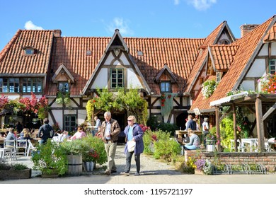 Warsaw, Poland - September 29 2018: Picturesque Rural Cottage - A Shop, Market, Grocery Store With Products (vegetables, Fruits, Flowers) From A Family Gardening Farm