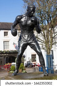 WARWICK, ENGLAND. FEBRUARY 29 2020 The Statue Of The British Legendary Middleweight Boxer, Randolph Turpin At Warwick, England