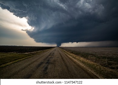 1,941 Tornado country Images, Stock Photos & Vectors | Shutterstock