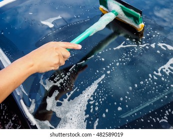 Washing And Clean Car Window