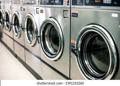 LAUNDROMAT Signs coin-op washers signs dryer laundry gift washing drying coin