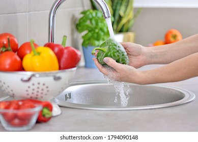 3,071 Vegetable strainer Images, Stock Photos & Vectors | Shutterstock